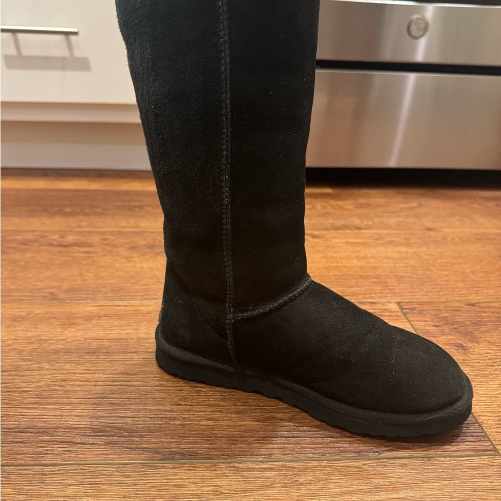 UGG Women's Classic Tall Black Winter Boots - Picture 7 of 15